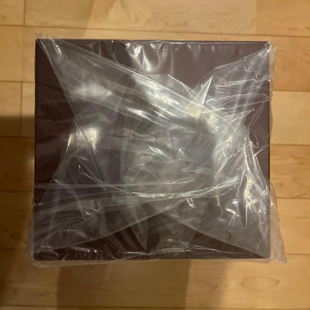 意外と体が柔らかい会社に行きたくないOLちゃん 白Ver. フィギュア