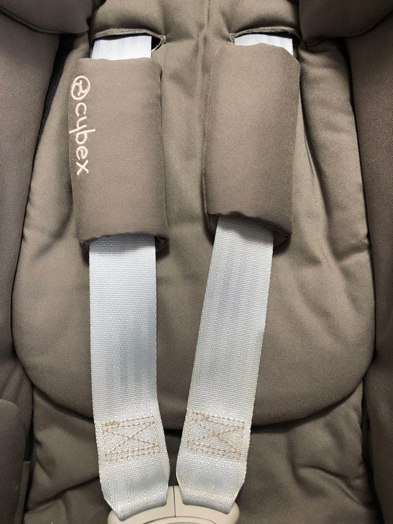 g*n様 Cybex Cloud Z2 I-Size チャイルドシート グレー