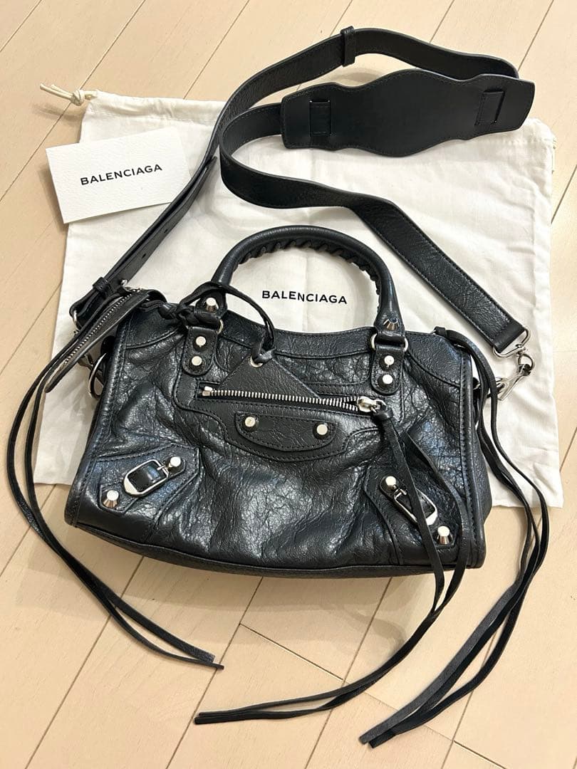 ともとも【定番品】BALENCIAGA♡ シティバッグ