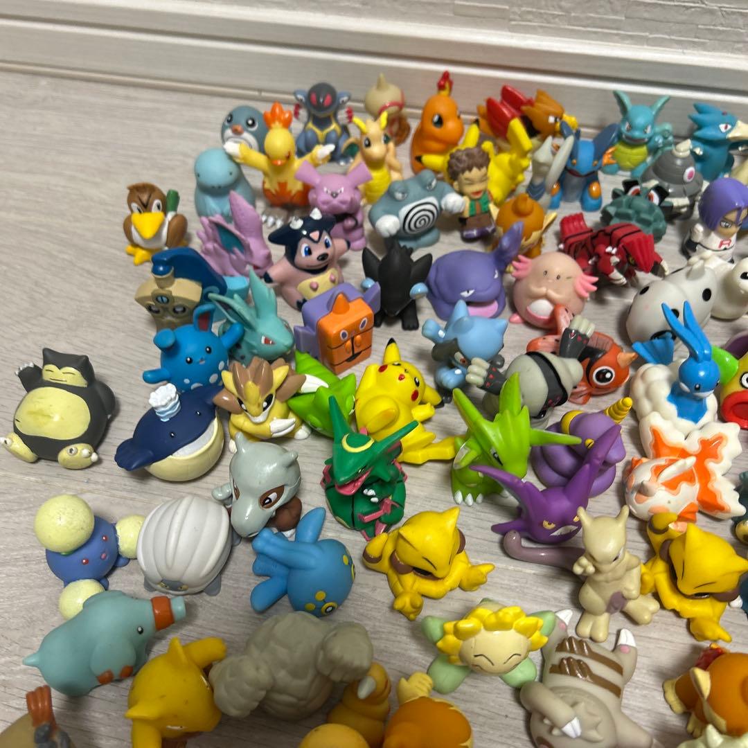 【希少品】ポケモンキッズ　ポケモン指人形豪華200個セット①