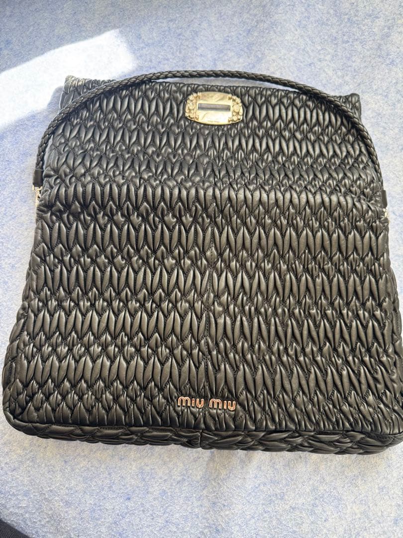 Choooさま専用 miu miu ブラック　ナッパ　マトラッセ　クリスタル