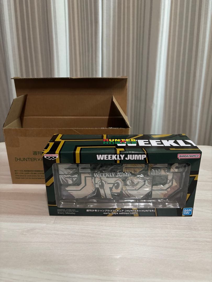 ハンターハンター　ジャンプロゴフィギュア