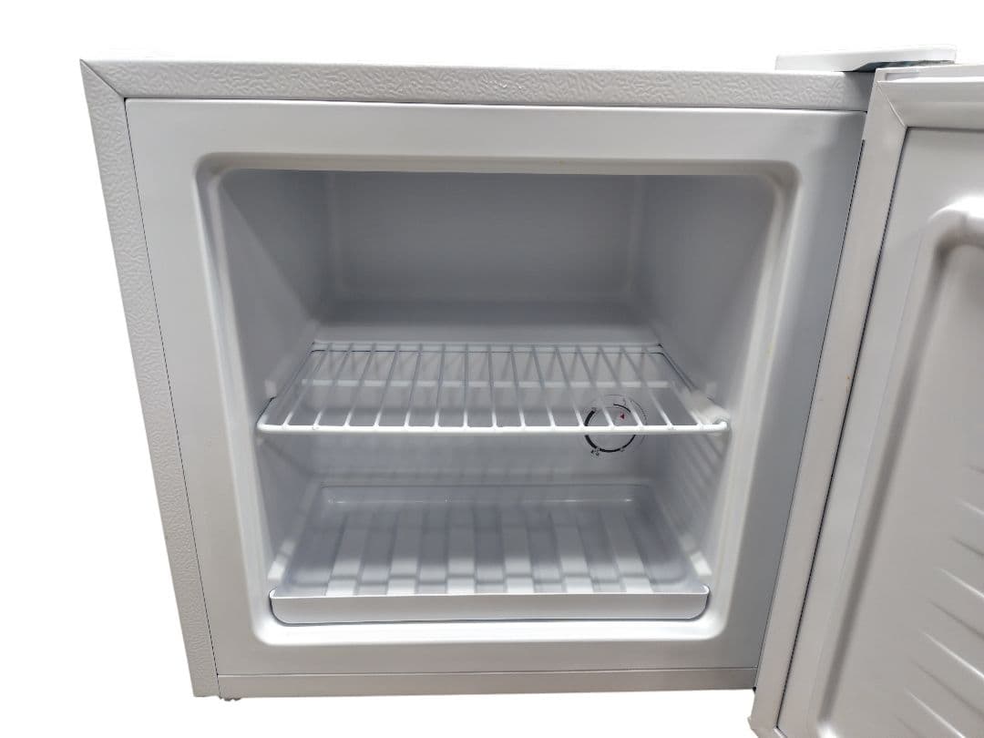 □ アイリスオーヤマ　PF-A31FD-W ホワイト　冷凍庫　31L