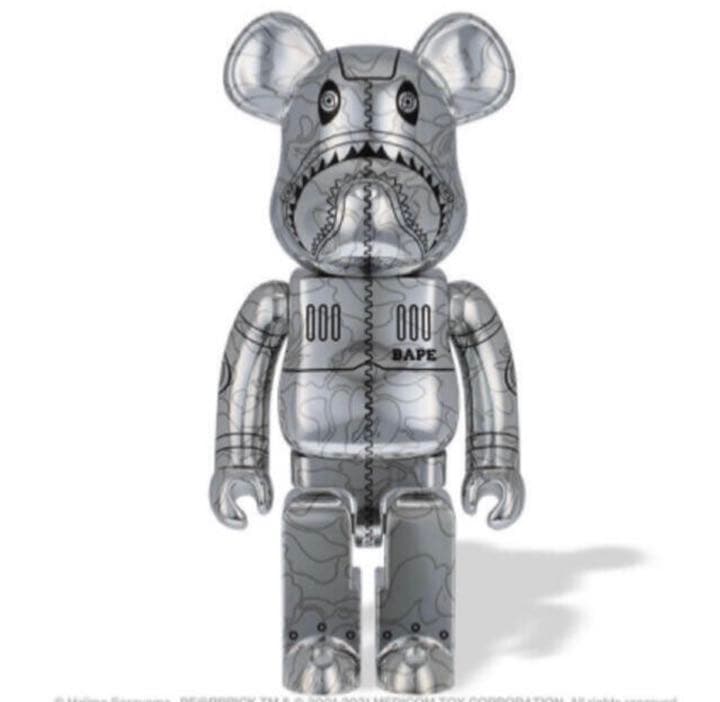 BE@RBRICK SORAYAMA × BAPE(R) CAMO SHARK