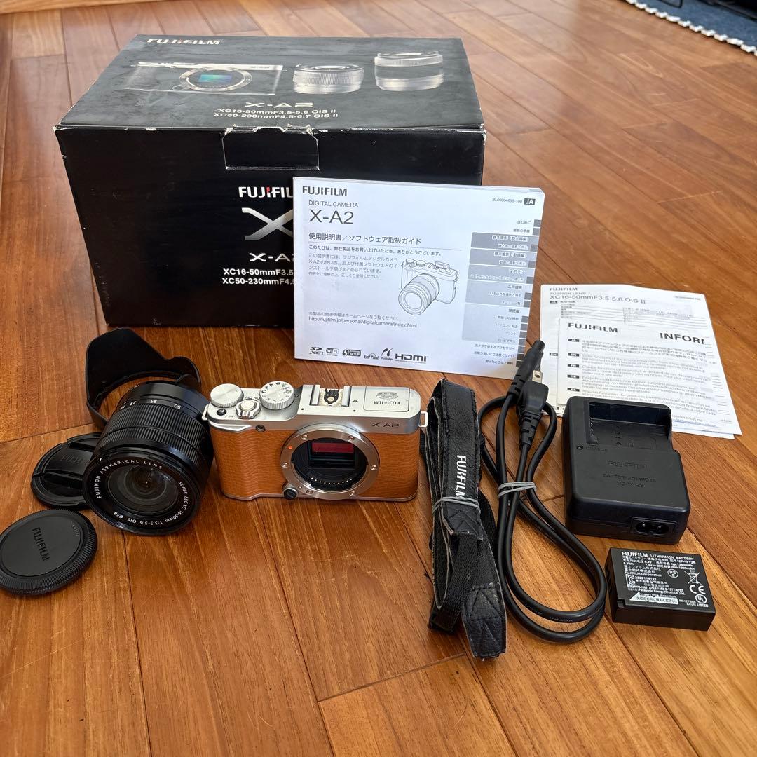 Fujifilm X-A2【レンズ付き】【バッテリー付き】