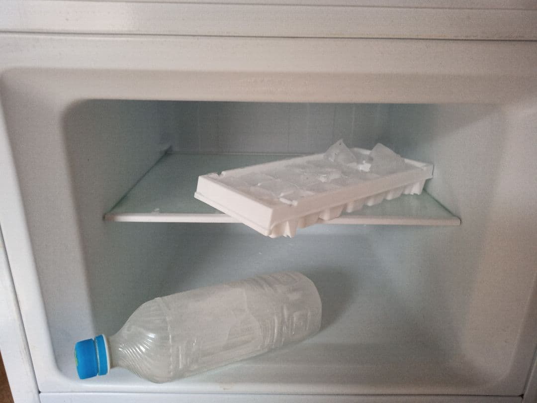 一人暮らし　冷蔵庫120L　Hisense　HR-B12C　石川、富山