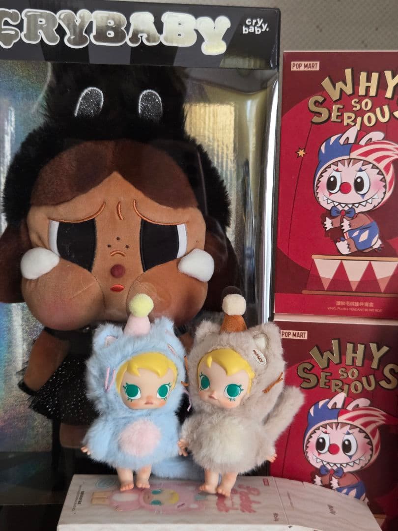 POPMARTぬいぐるみまとめ売りCRYBABY• MOLLY•SERIOUS