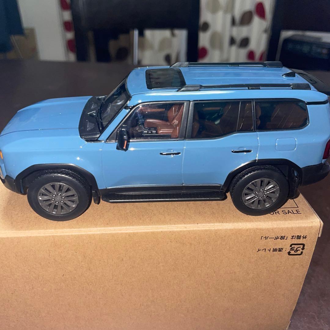 1/25までの出品。トヨタ ランドクルーザー　250 ミニカー