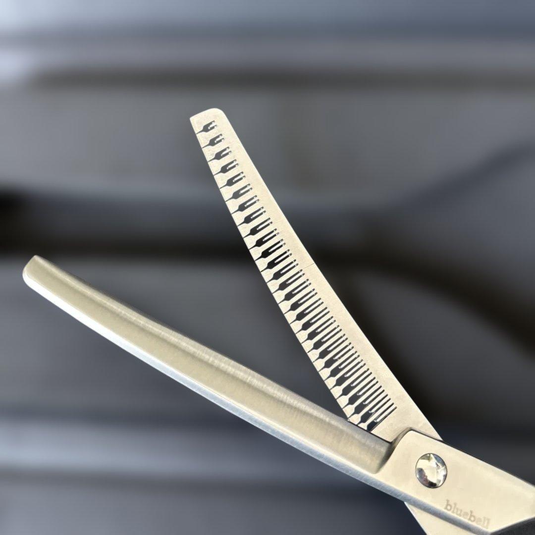 11/27までの出品です　トリミングMOMO bluebellセニングシザー