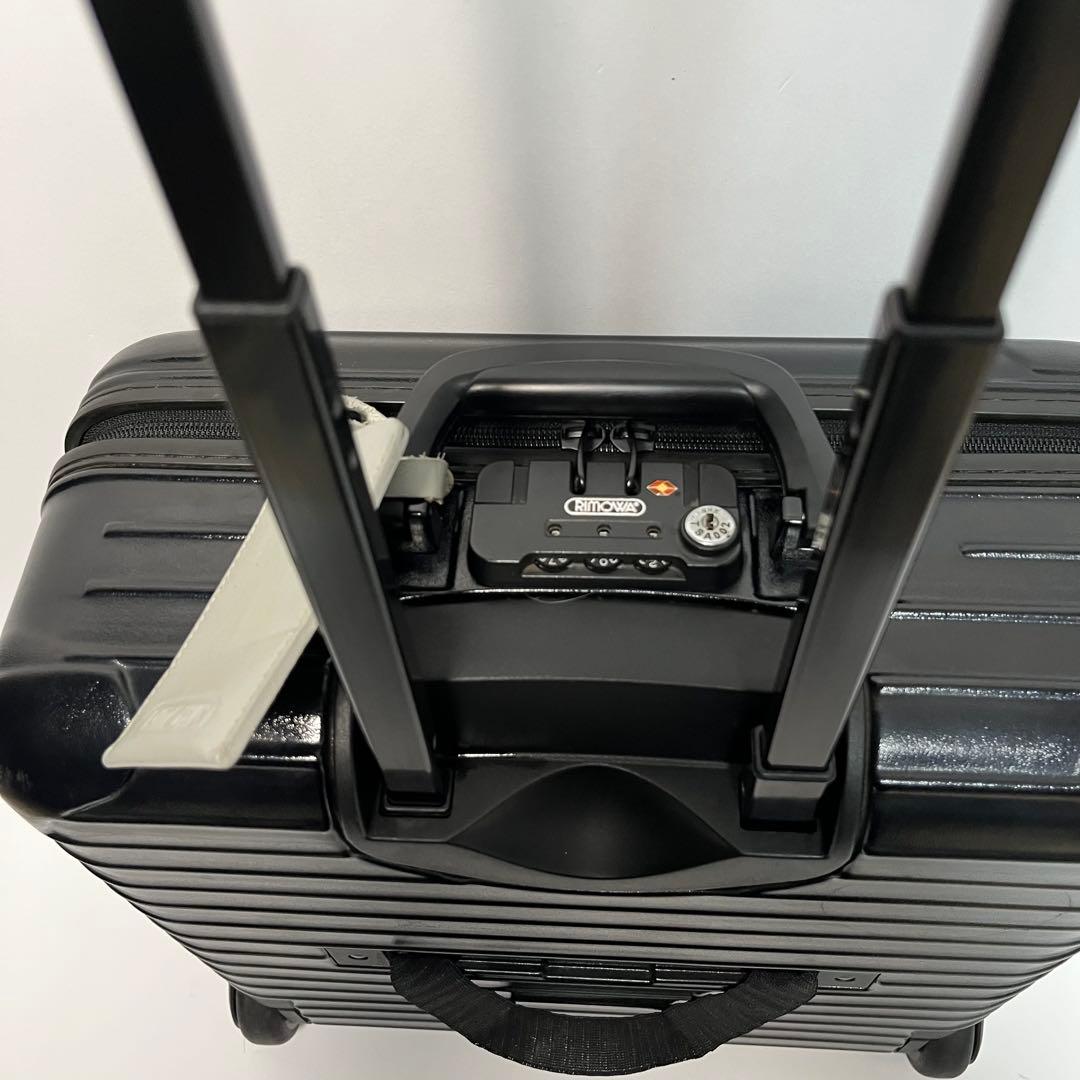 RIMOWA リモワ サルサ 機内持込 23L 2輪 851.40