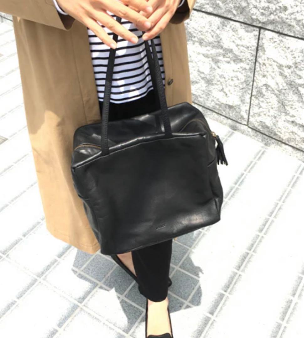 ダンサーカレバッグ　レザーショルダーバッグ　Lサイズ ブラック