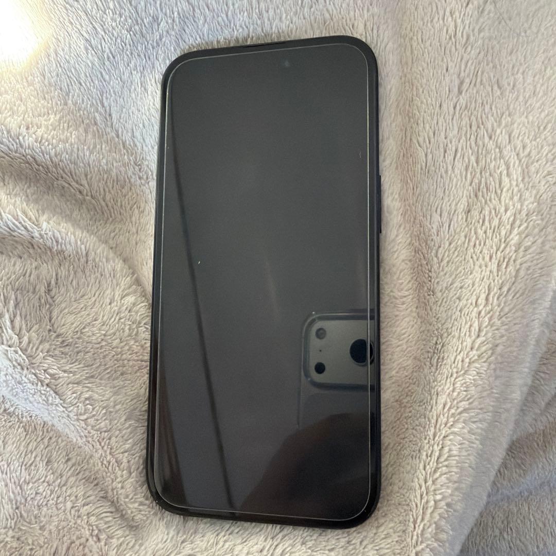 Apple iPhone 15ブラック