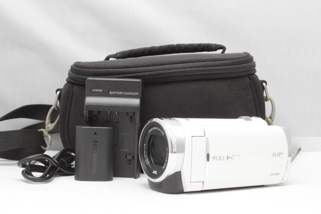 manaminko！JVC Everio GZ-E117-W　ビデオカメラ