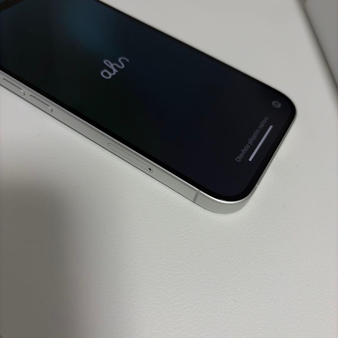 Apple iPhone16 128GB ホワイト SIMフリー