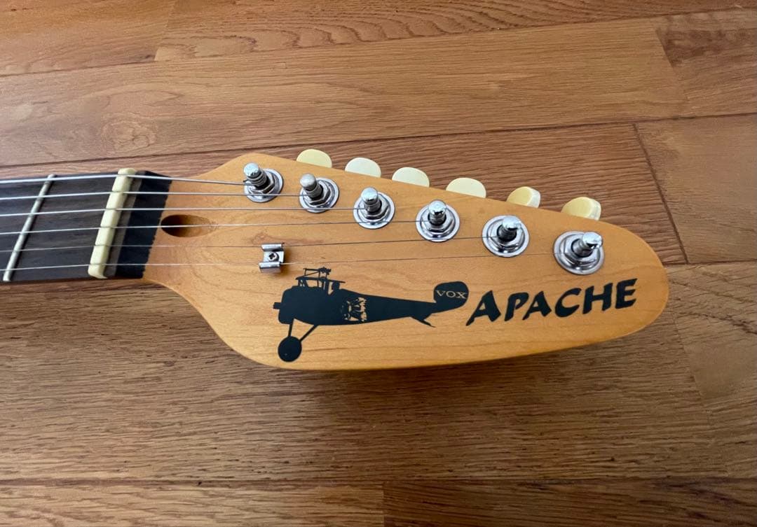 VOXアパッチAPACHE-2アンプ内蔵リズムボックス付エレキギター黒ファントム