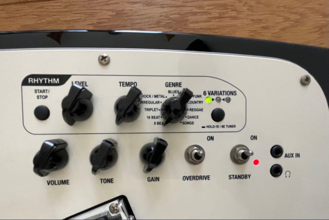 VOXアパッチAPACHE-2アンプ内蔵リズムボックス付エレキギター黒ファントム