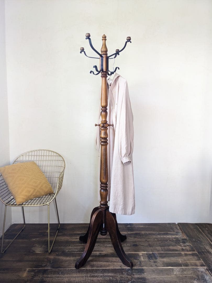 【guerlain3588】　カリモクコロニアルシリーズのハンガーラック