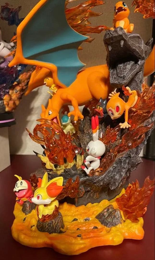 ポケモン リザードン フィギュア