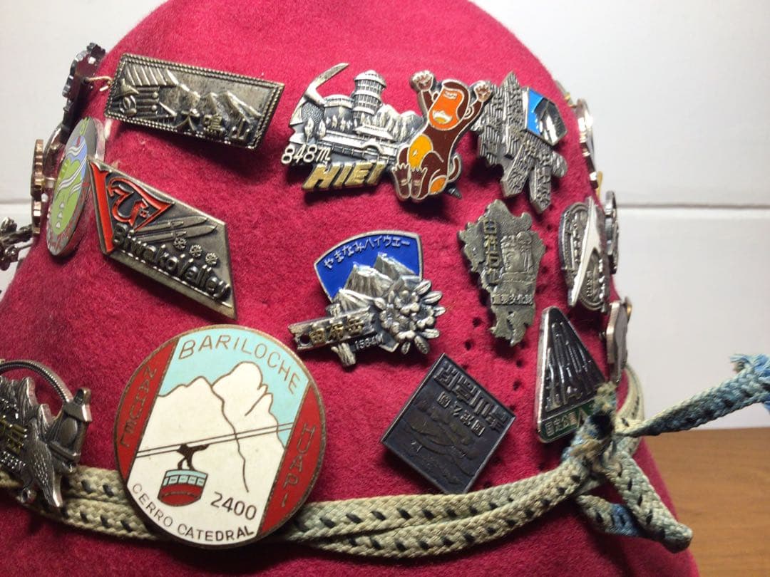 棋士/作家遺品 マウンテンハット 1950~80年代登山バッチ48点付きラビット