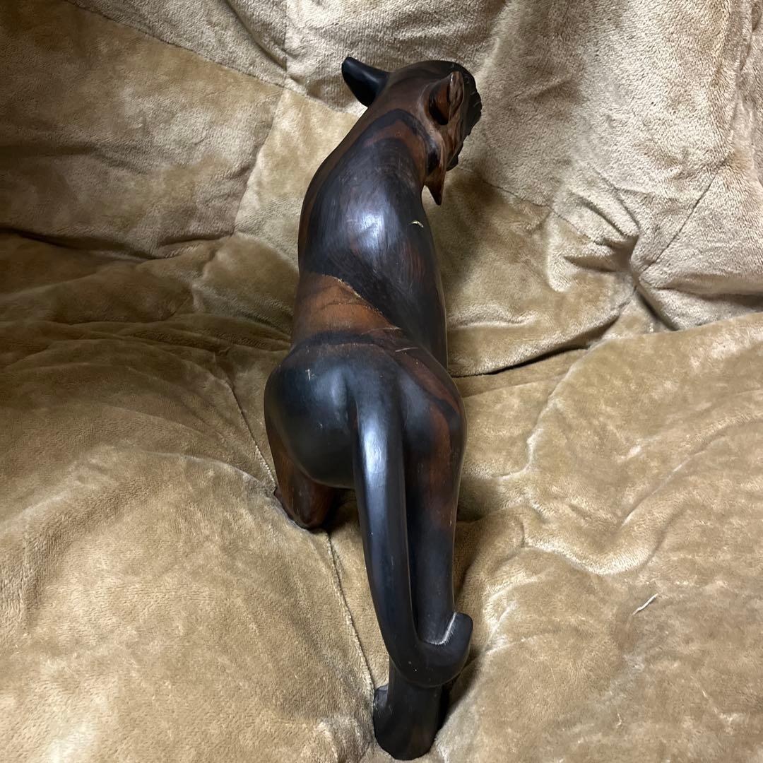 ジャガー彫り物