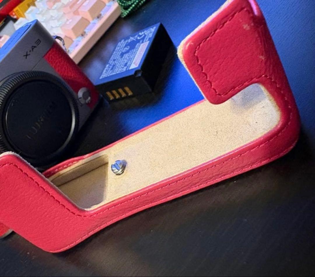 Fujifilm X-A3 レッド/シルバー 16-50mm