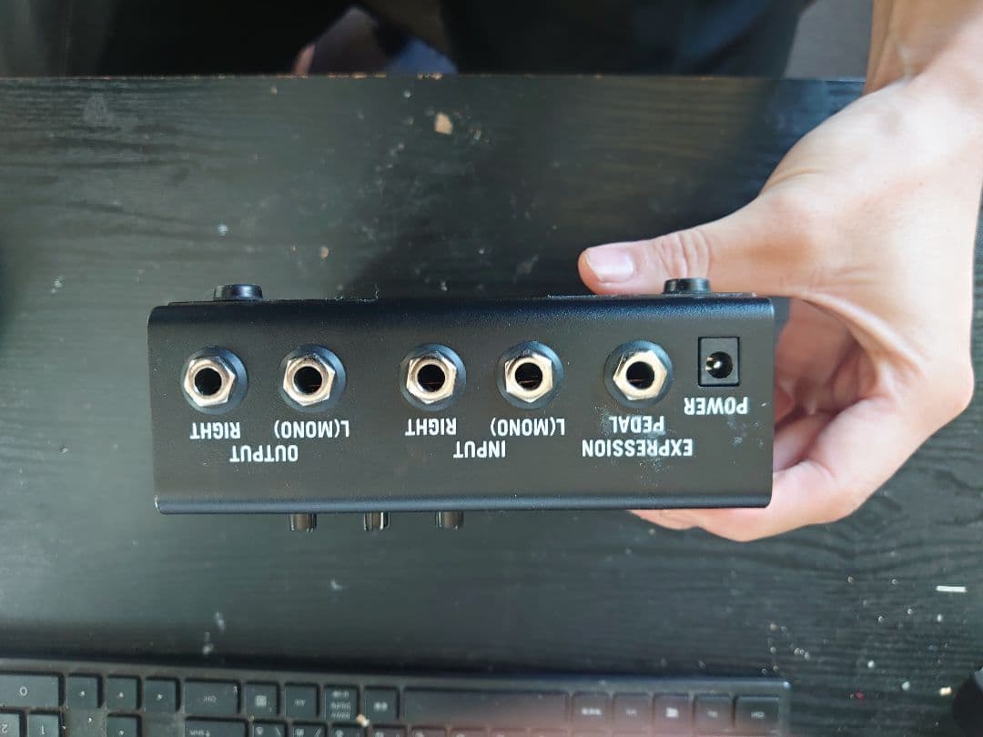 LINE 6 M5 Stompbox Modeler マルチエフェクター