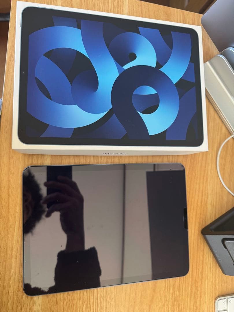 Apple iPad Air (第5世代) ブルー 64GB 他関連機器付き