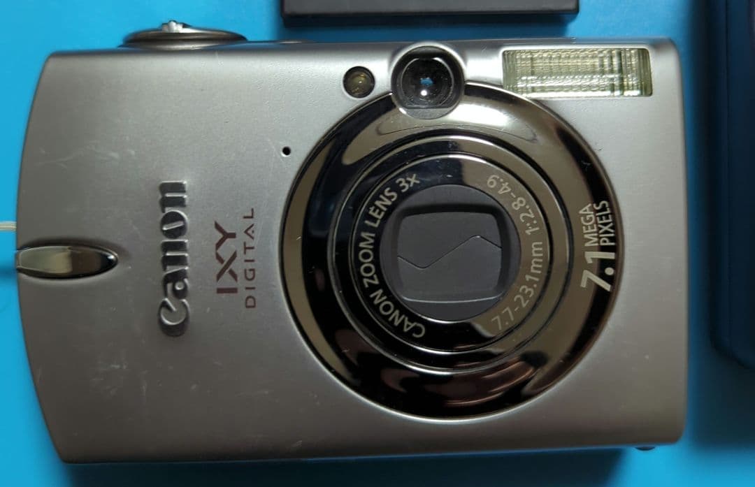 ⭐️お買い得⭐️Canon IXY DIGITAL 700 動作未確認