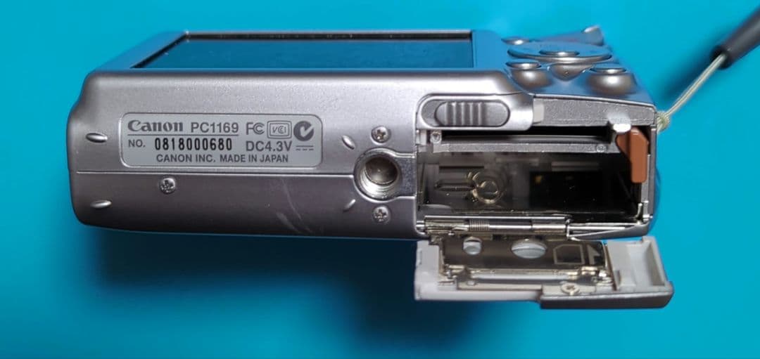 ⭐️お買い得⭐️Canon IXY DIGITAL 700 動作未確認