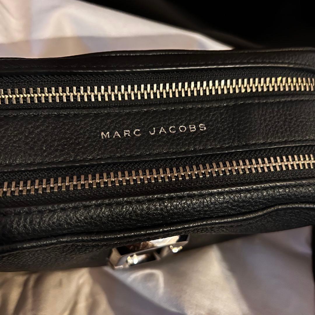 MARC JACOBS ブラックレザー バッグ