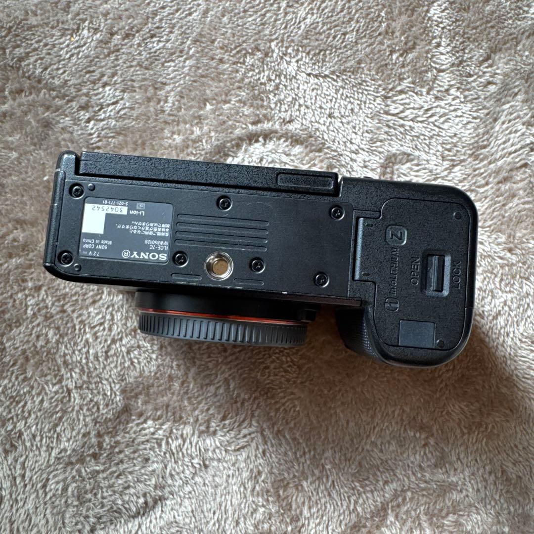 Sony α7C レンズキット　FE28-70mm付　動作確認済