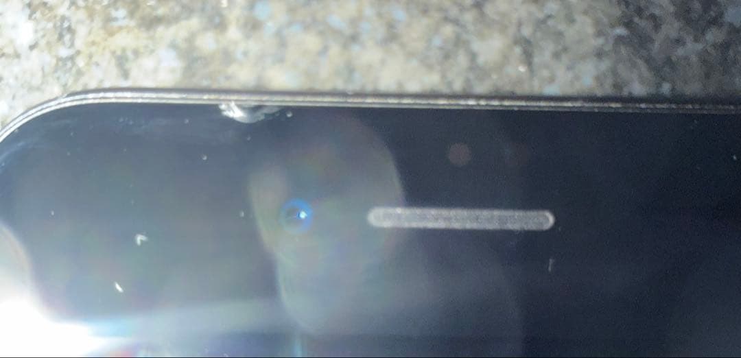 Apple iPhone SE (第2世代) ブラック128GB