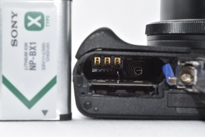 ソニー Sony Cyber-shot DSC-RX100 初代