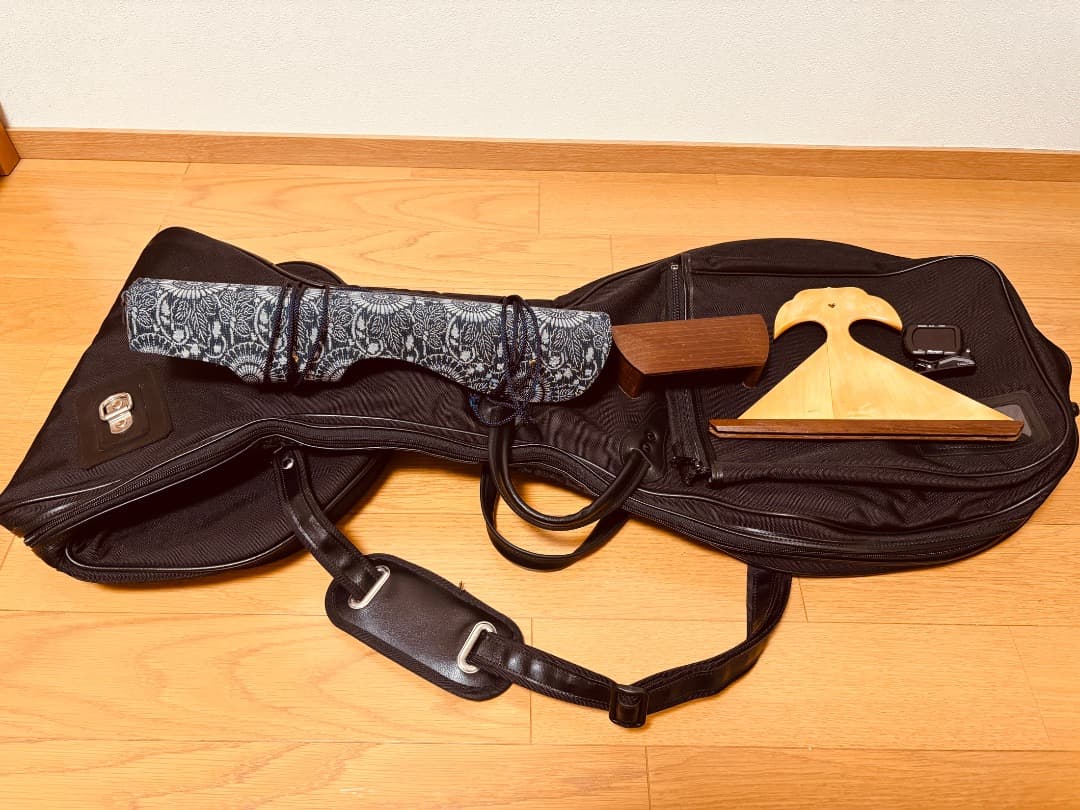 薩摩琵琶 石田不識 五弦 琵琶 撥(柘植)・柱カバー・ソフトケース付