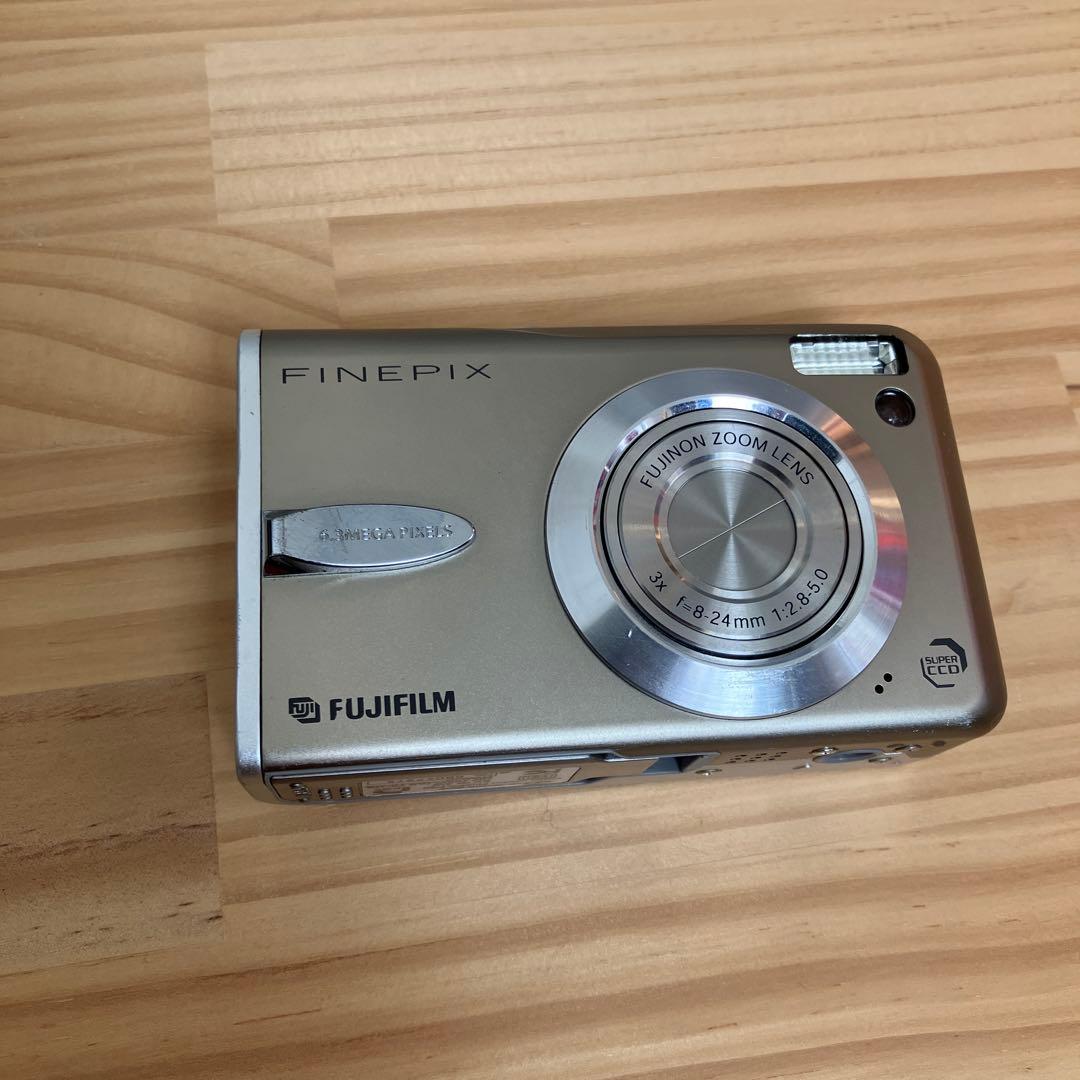 FUJIFILM FinePix F30デジタルカメラ