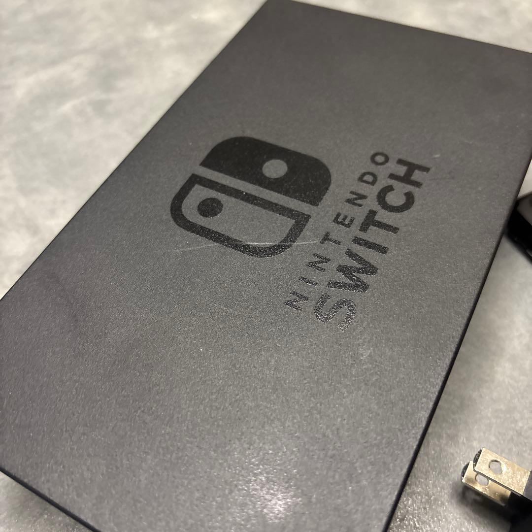 Nintendo Switch 本体と付属品せ