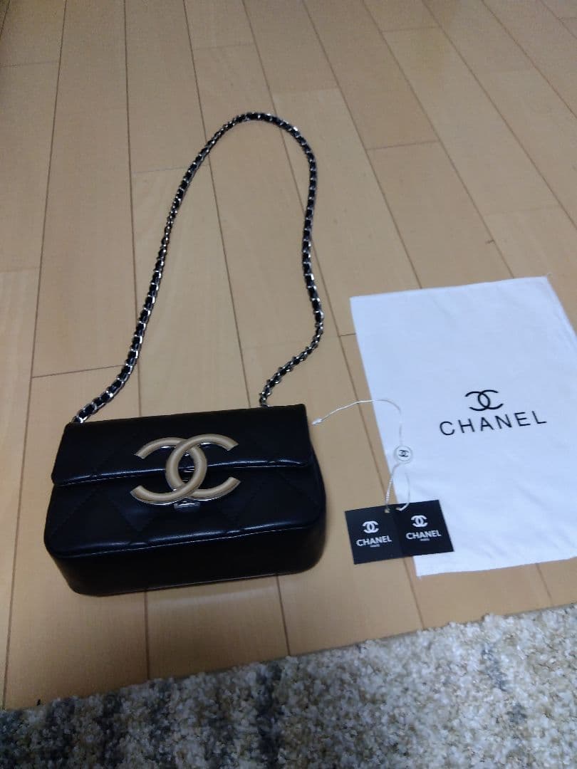 CHANEL　シャネル　ノベルティ　ショルダーバッグ