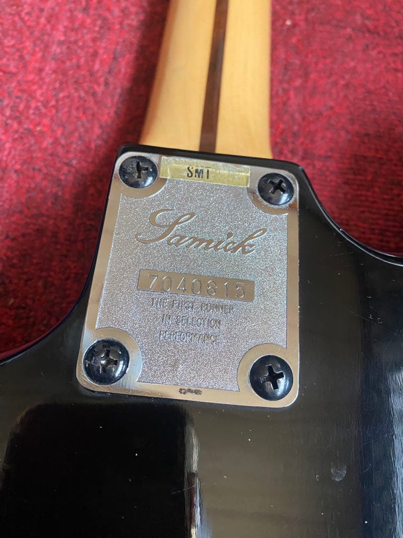 samickエレキギターストラトタイプ