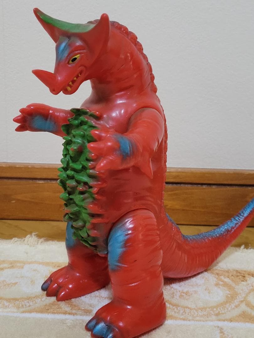 BULLMARK ブルマァク ゴモラ ソフビ