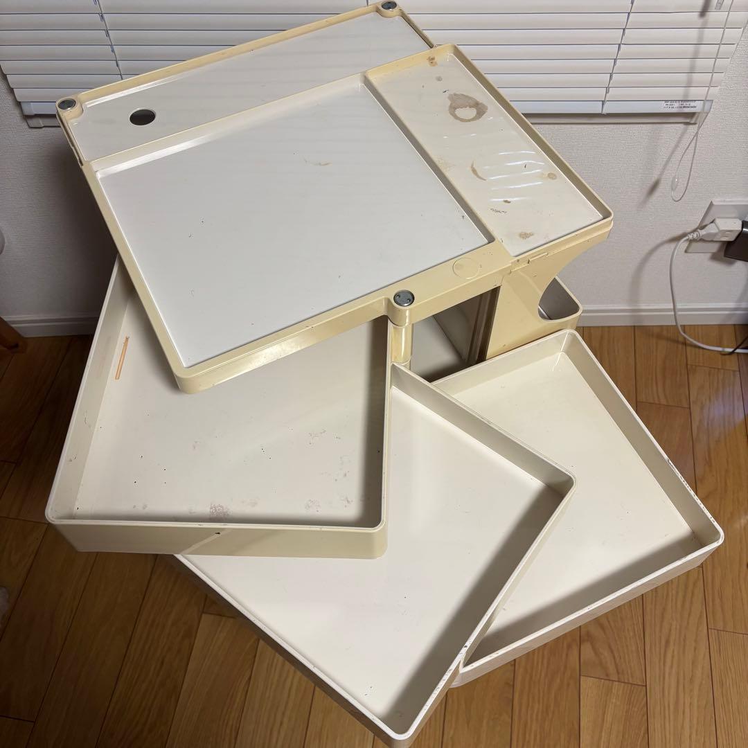 ボビーワゴン　3段3トレイ