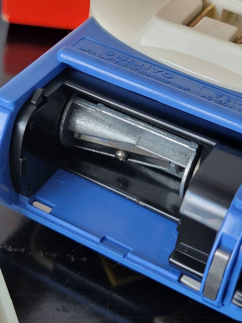 ハローキティ　HELLO KITTY PENCIL SHARPENER　昭和家電