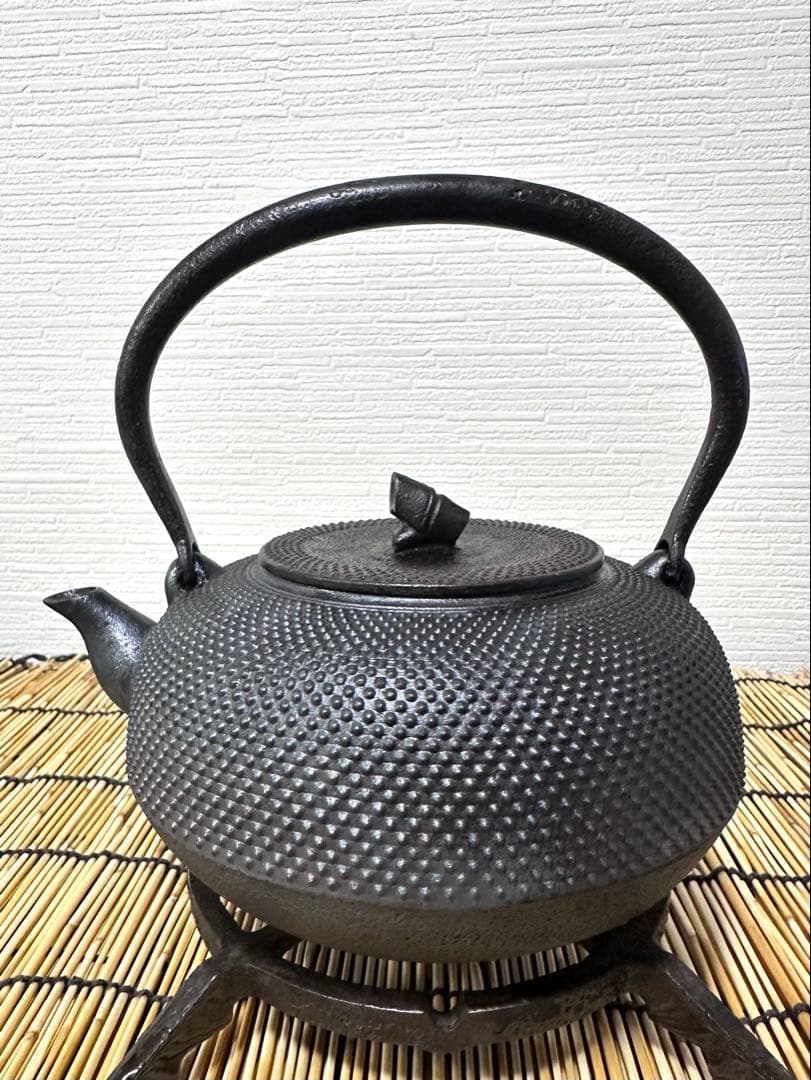 ＵＳＥＤ、良品　南部秀山堂　佐藤 勝弘作　１５型アラレ　en様売約済み