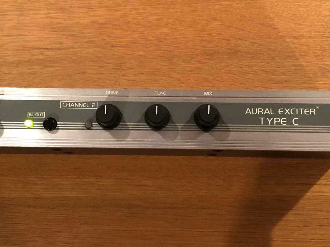 APHEX AURAL EXCITER TYPE C 103A名機