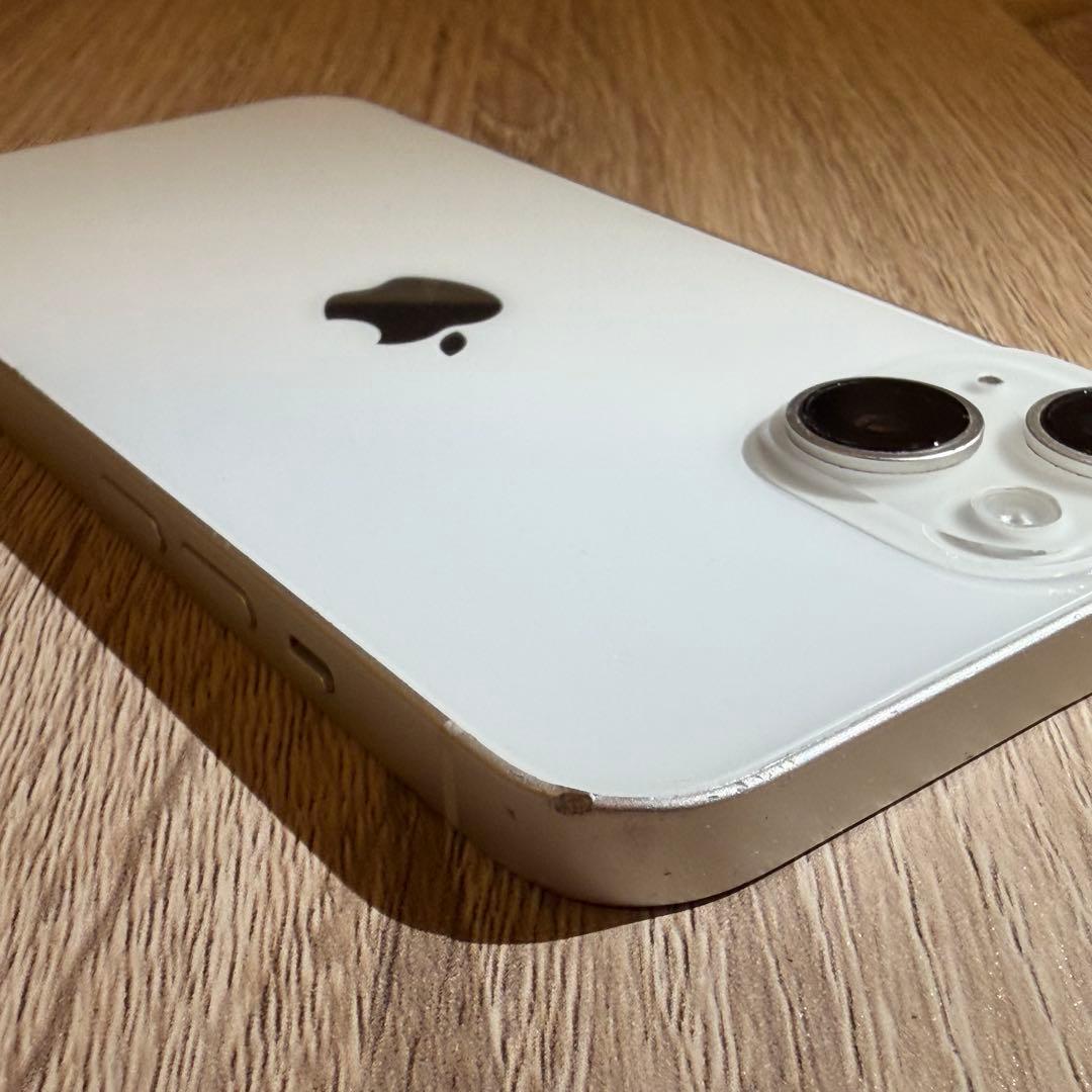 T*o様 iPhone14 本体 128 gb ホワイト SIMフリー MPUQ