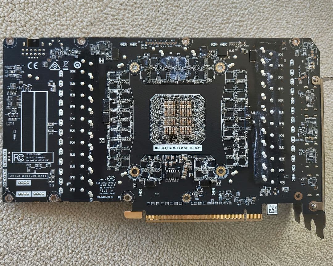 RTX 5090 ジャンク ZOTAC 白色 基盤付き!GPUコア/VRAM無し