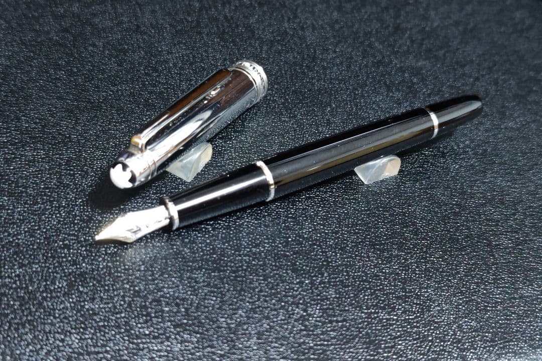 MONTBLANC 万年筆 ソリテール