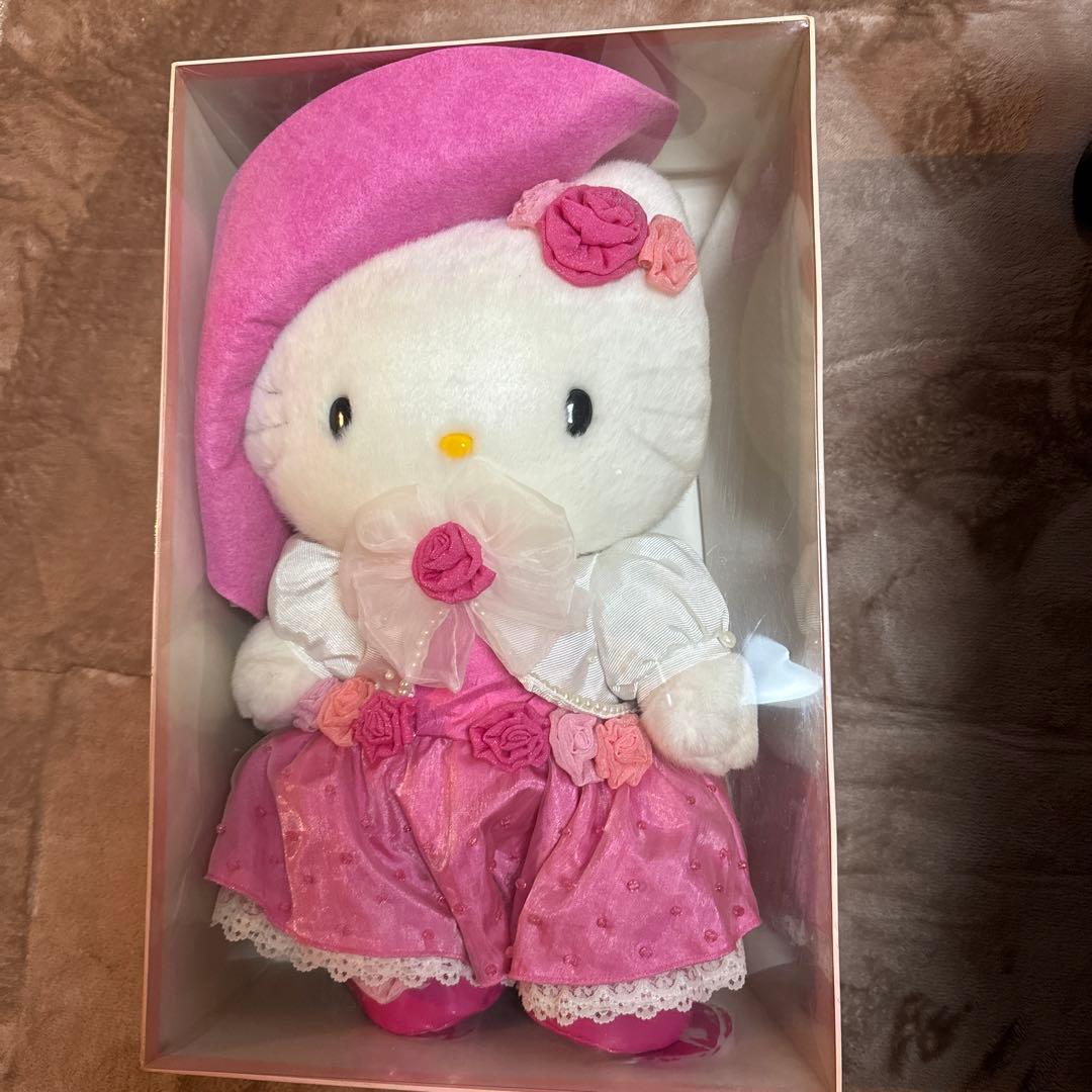 サンリオハローキティ ぬいぐるみ300体限定 30周年記念