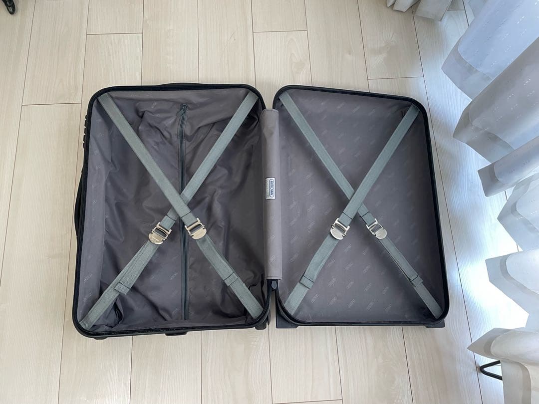 人気✨ RIMOWA リモワ サルサ キャリーケース 黒 35L 機内OK 2輪