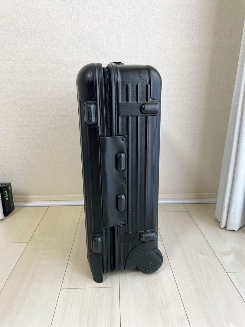 人気✨ RIMOWA リモワ サルサ キャリーケース 黒 35L 機内OK 2輪