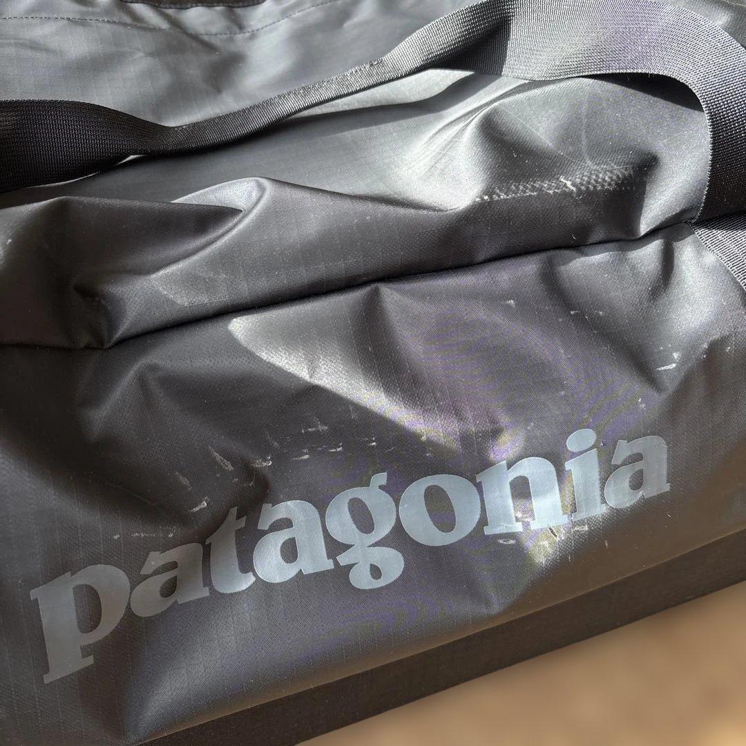 Patagonia 70L ブラックホール・ウィールド・ダッフル［状態良好］
